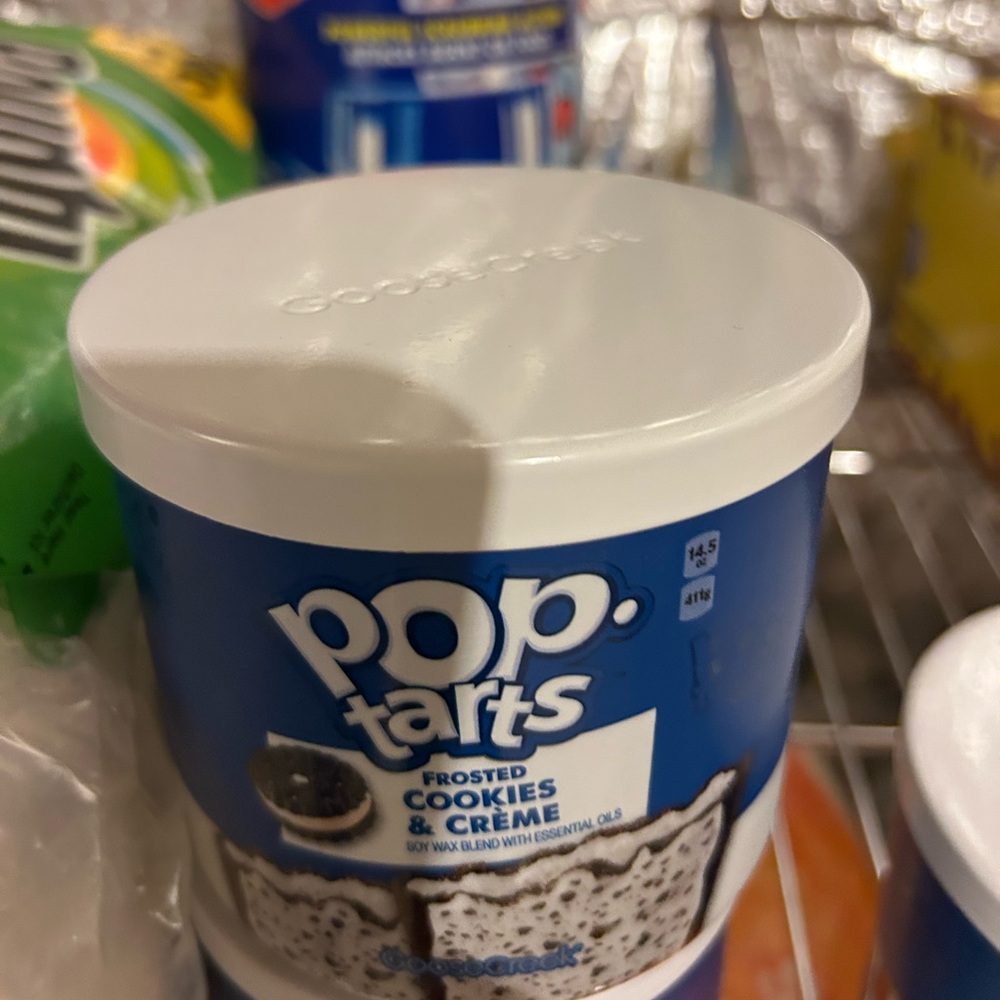 Goose Creek, cookies and cream pop tart candle